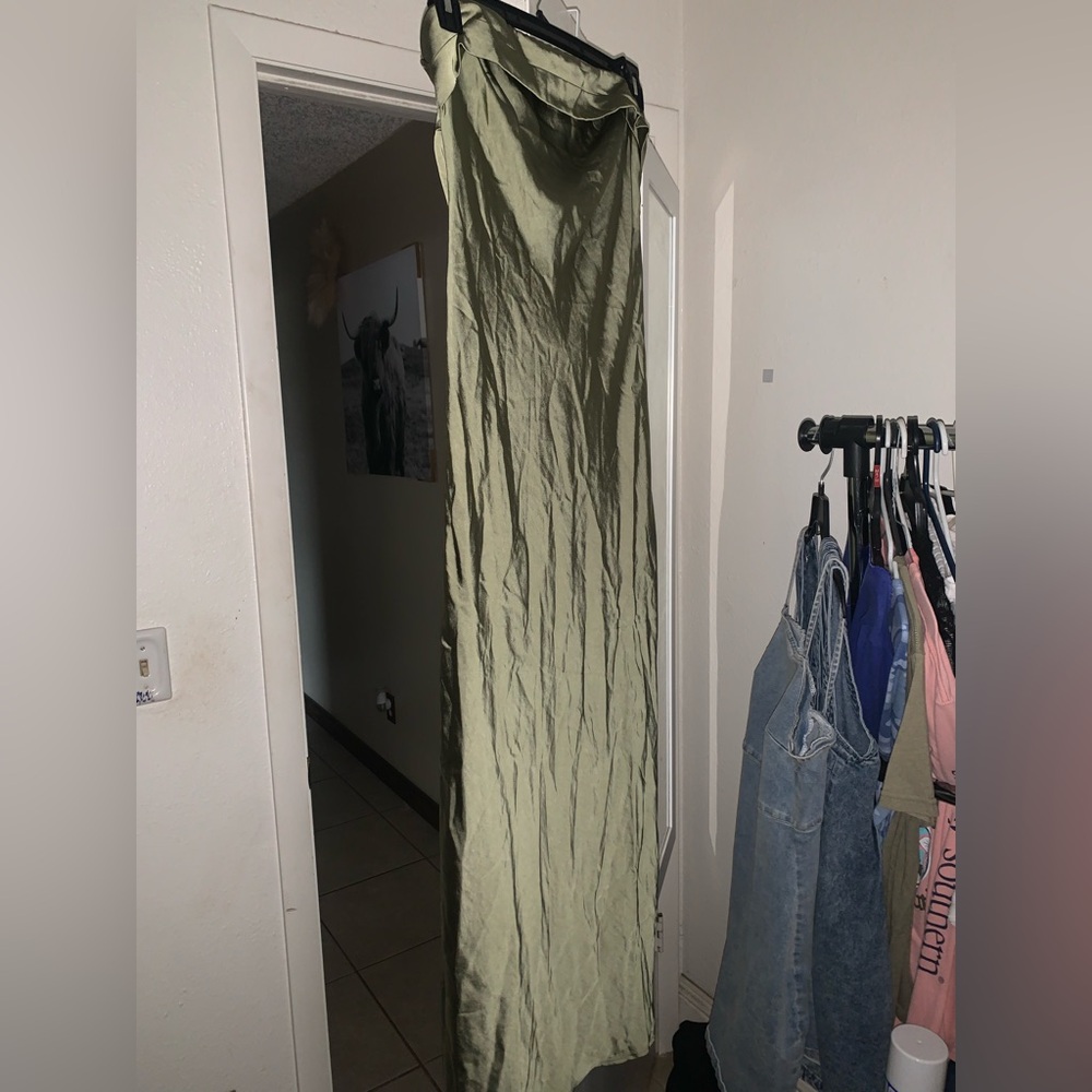 Classy green dress NWT